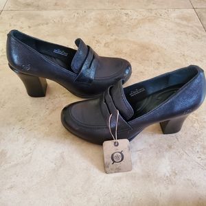 NWT Born Black Leather Heels
